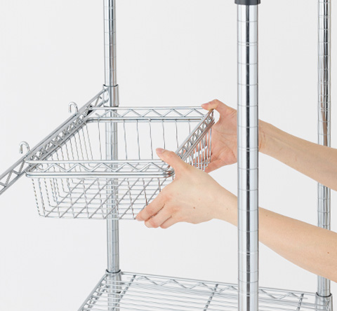 ワイヤーバーの併用で、
内側への取り付けられる